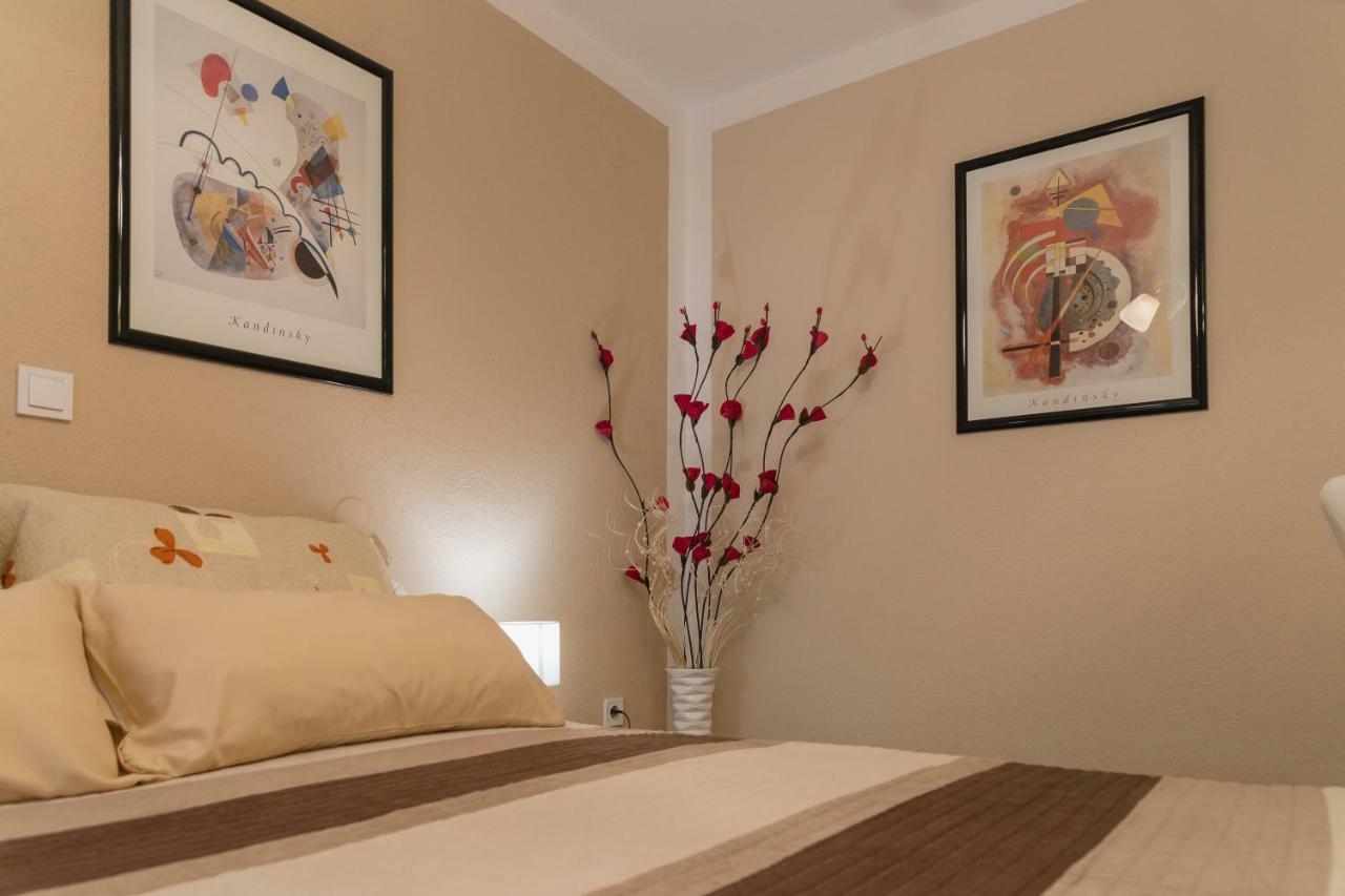 Iris Room & Apartment سلوني المظهر الخارجي الصورة